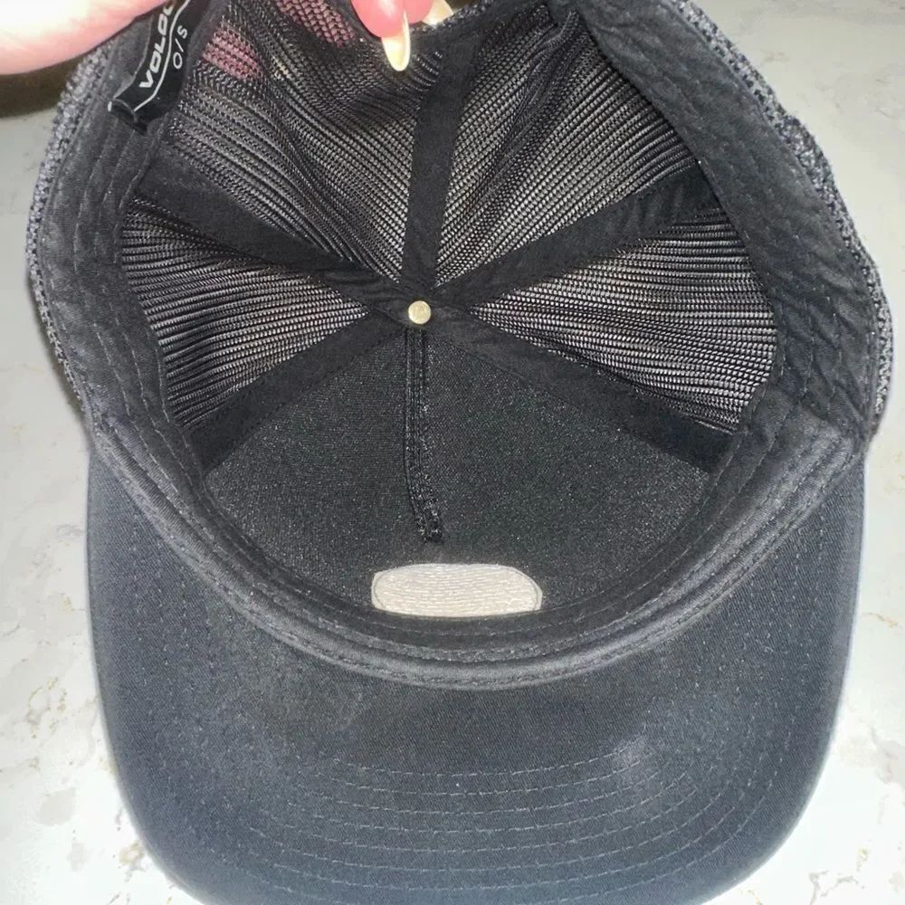 Volcom Men’s SnapBack - Picture 4 of 4